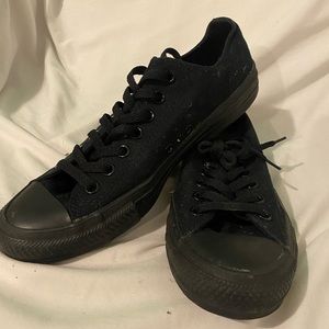 Converse casual shoes